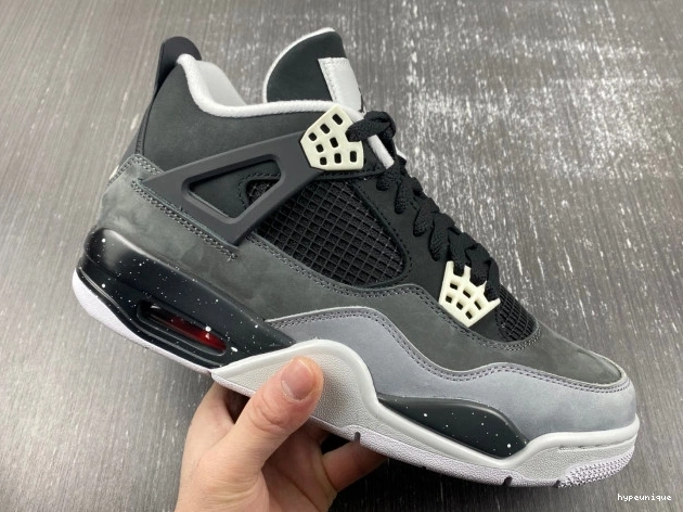 HYPE 626969-030 Fear Retro 4 (2013) Pack Jordan 0811